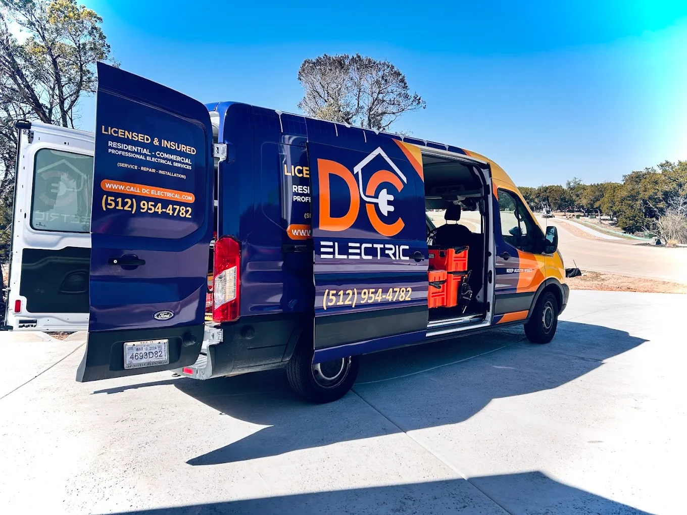 DC Electric service vehicles
